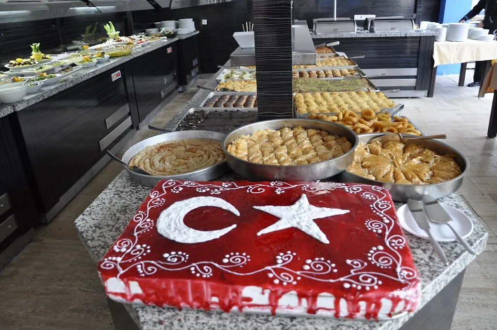 Akdeniz Beach Hotel オルデニズ
