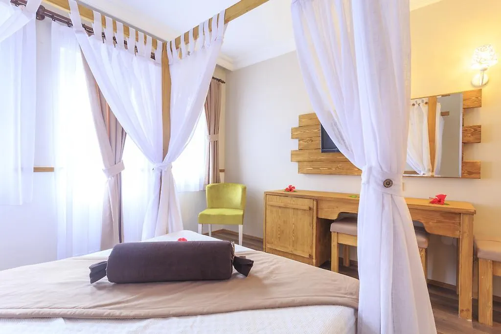 Akdeniz Beach Hotel オルデニズ トルコ