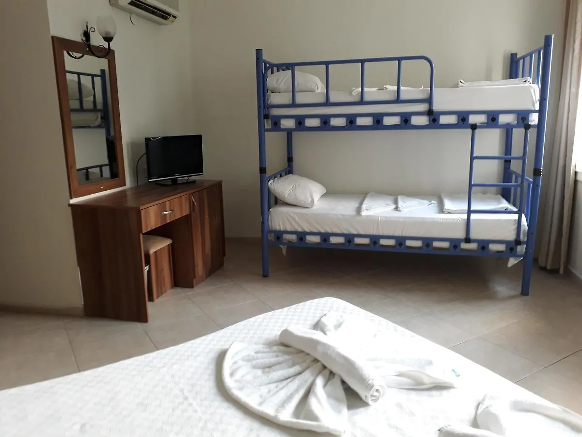 Akdeniz Beach Hotel オルデニズ トルコ