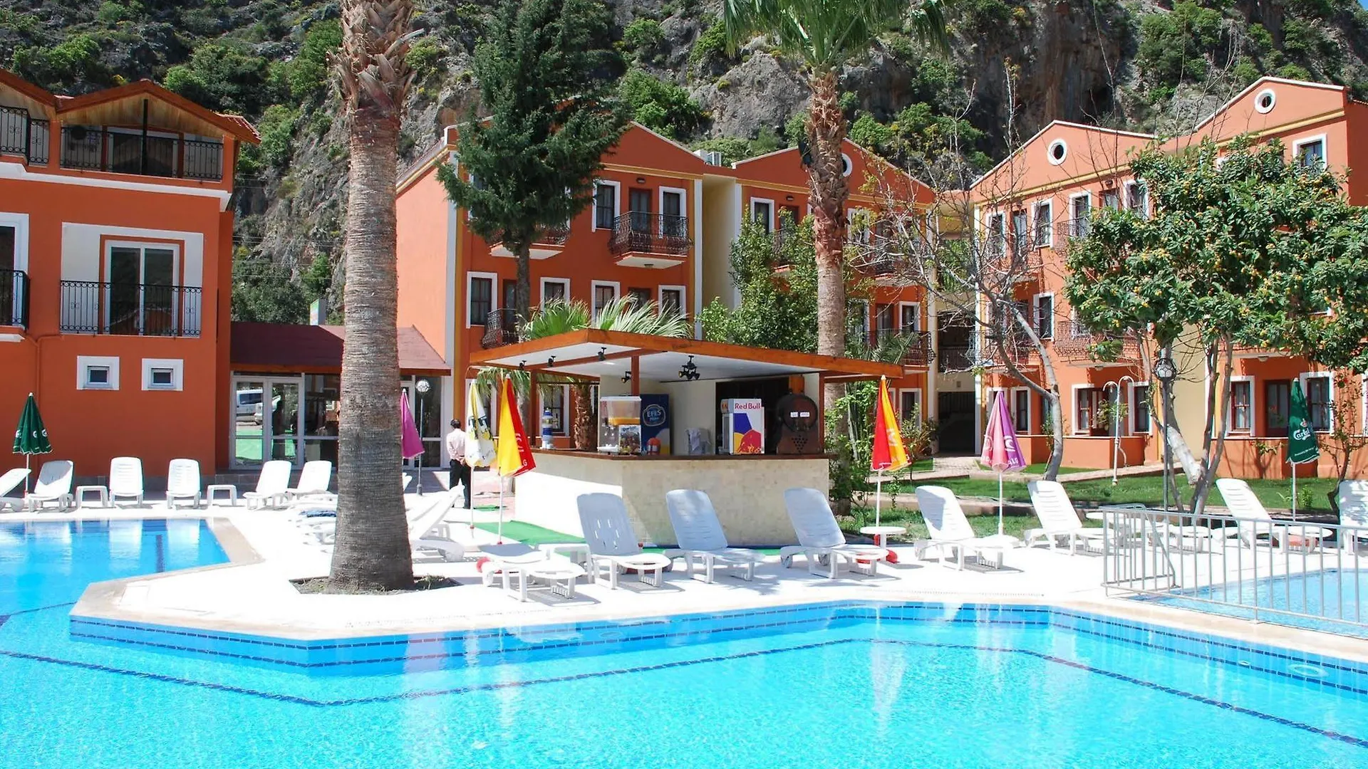 Akdeniz Beach Hotel オルデニズ