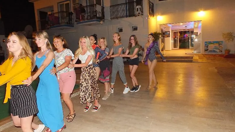 Akdeniz Beach Hotel オルデニズ